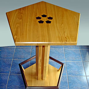Individuelle Möbel aus Holz für individuelles Wohnen