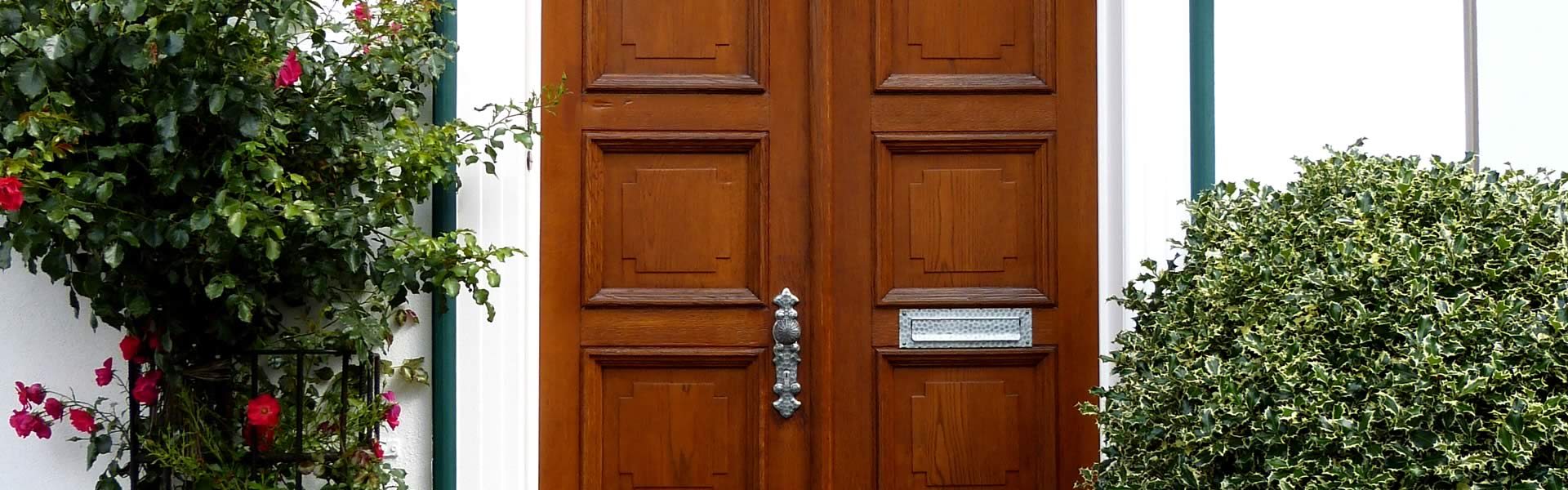 Holzwerkstatt KAURI - Ihre Tischlerei in Soest | Möbelbau | Innenausbau & Ladenbau | Fenster & Türen, Treppen |  Restaurierungen